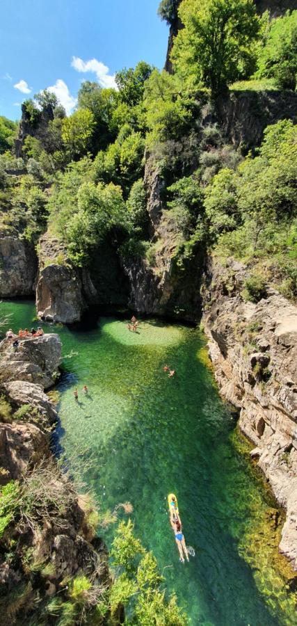 La Grange - Chez Gisi - Fuer Naturliebhaber, Abenteurer Und Geniesser Rocles (Ardeche) Exterior foto